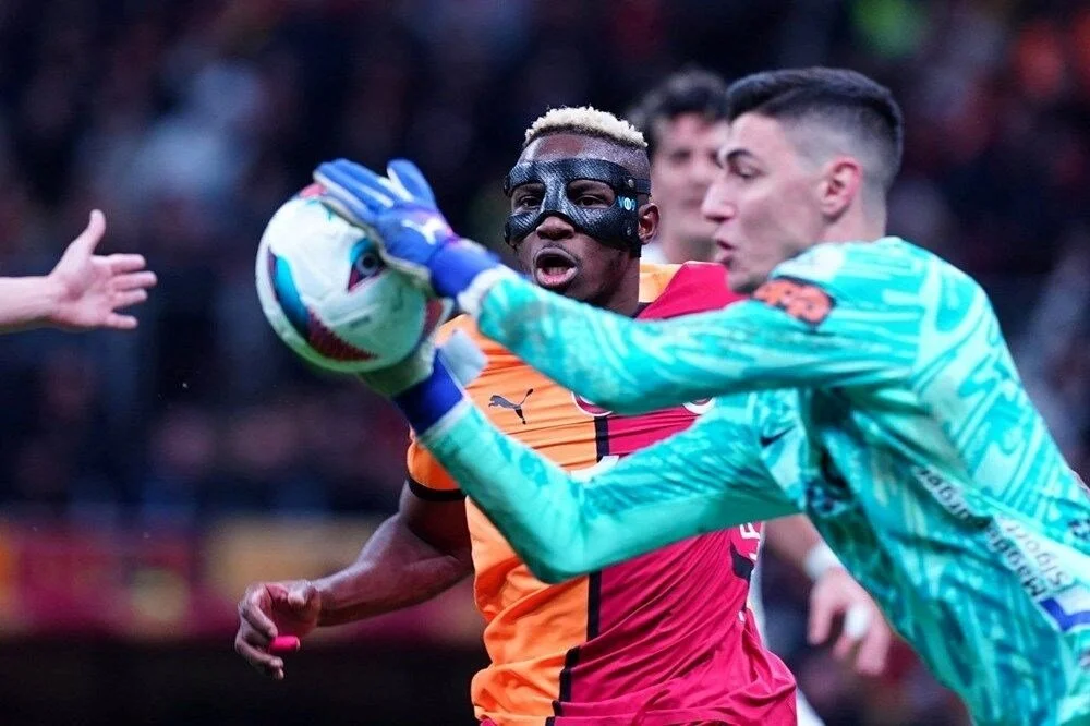 Galatasaray, milli kaleciyi bitirdi! Muslera sonrası yeni dönem başlıyor